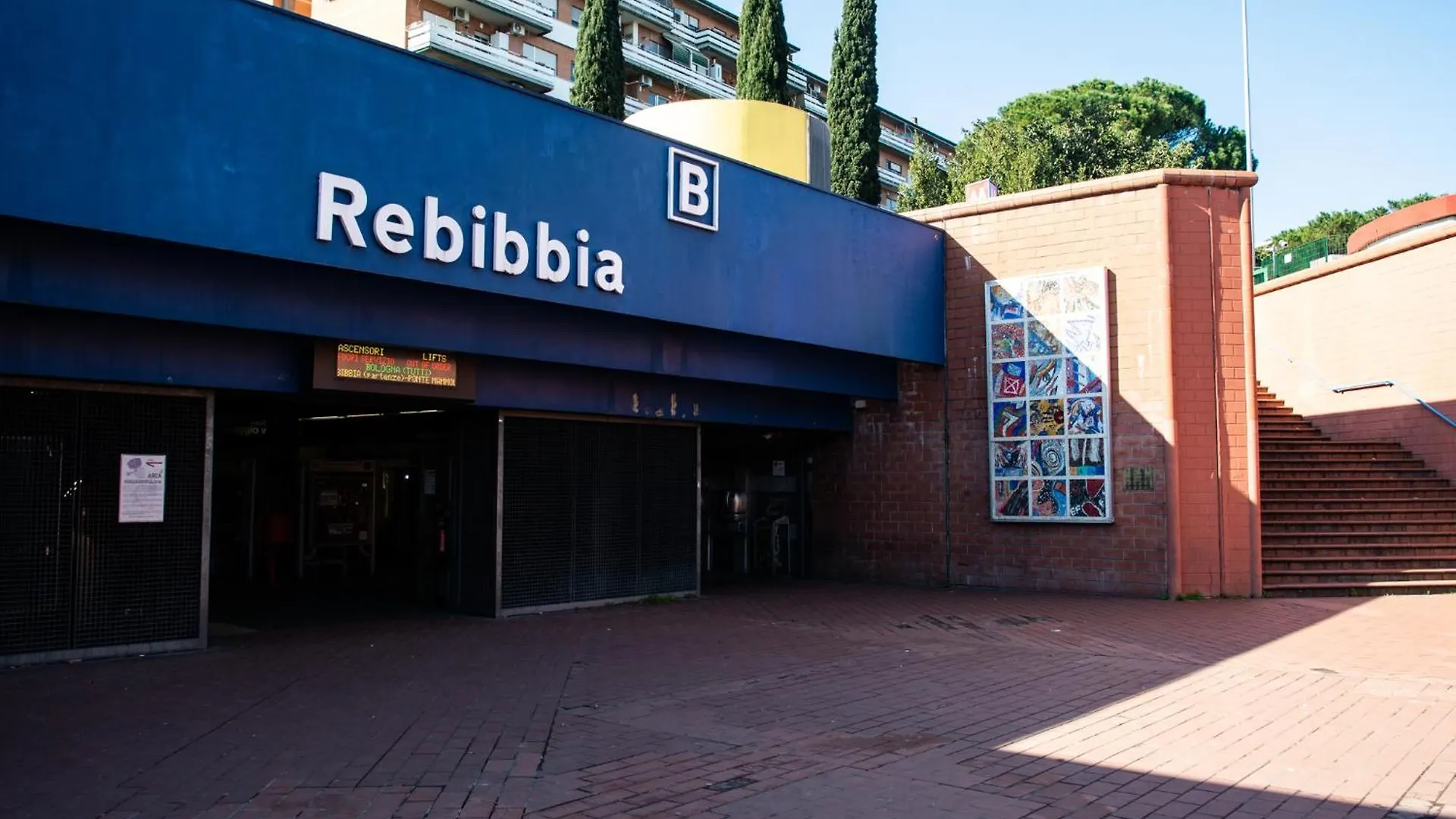 Rebibbia Guest Art Metro B Apartment Rome Italy